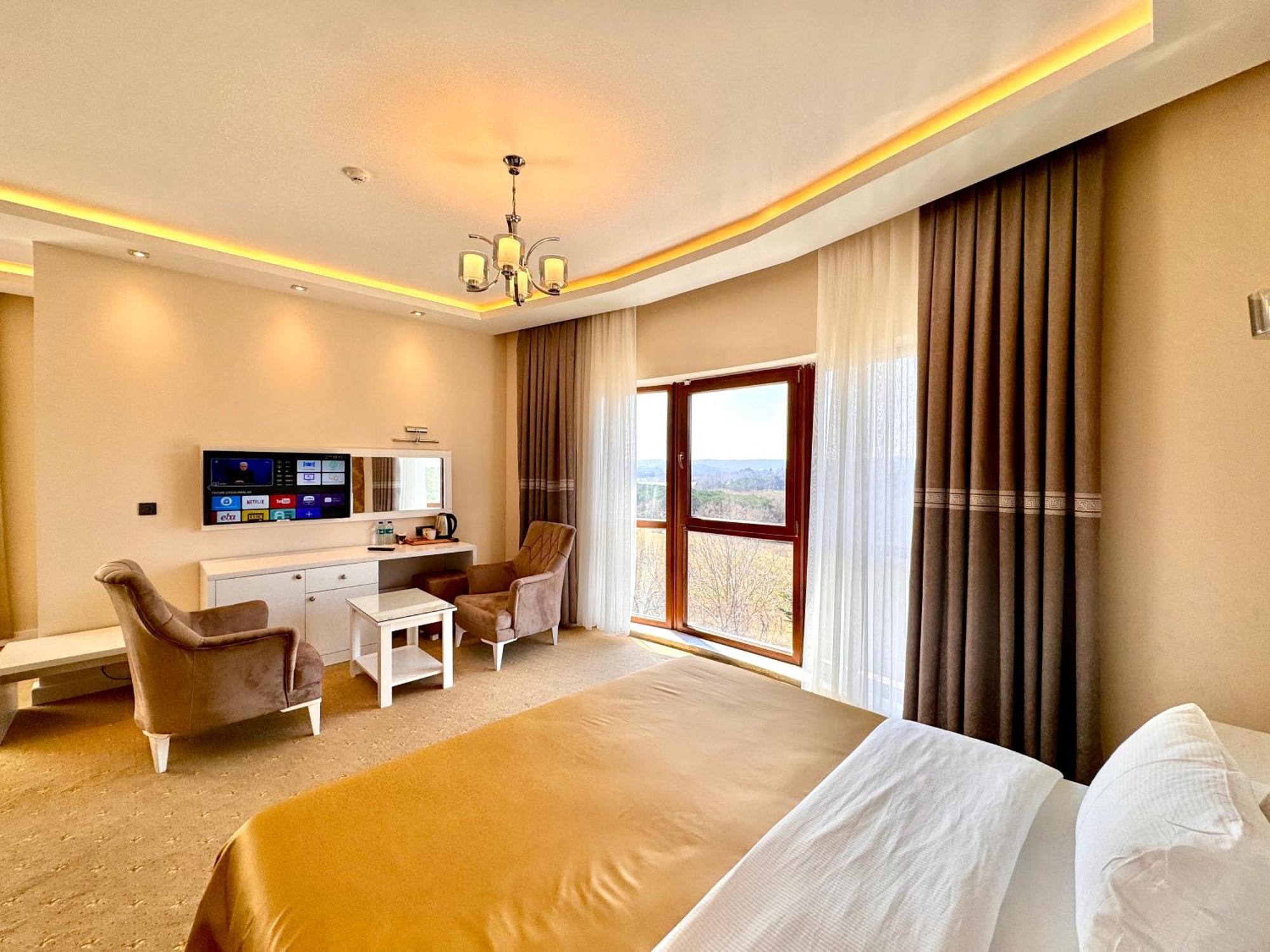 Green Roof Hotel & Spa Durusu ภายนอก รูปภาพ