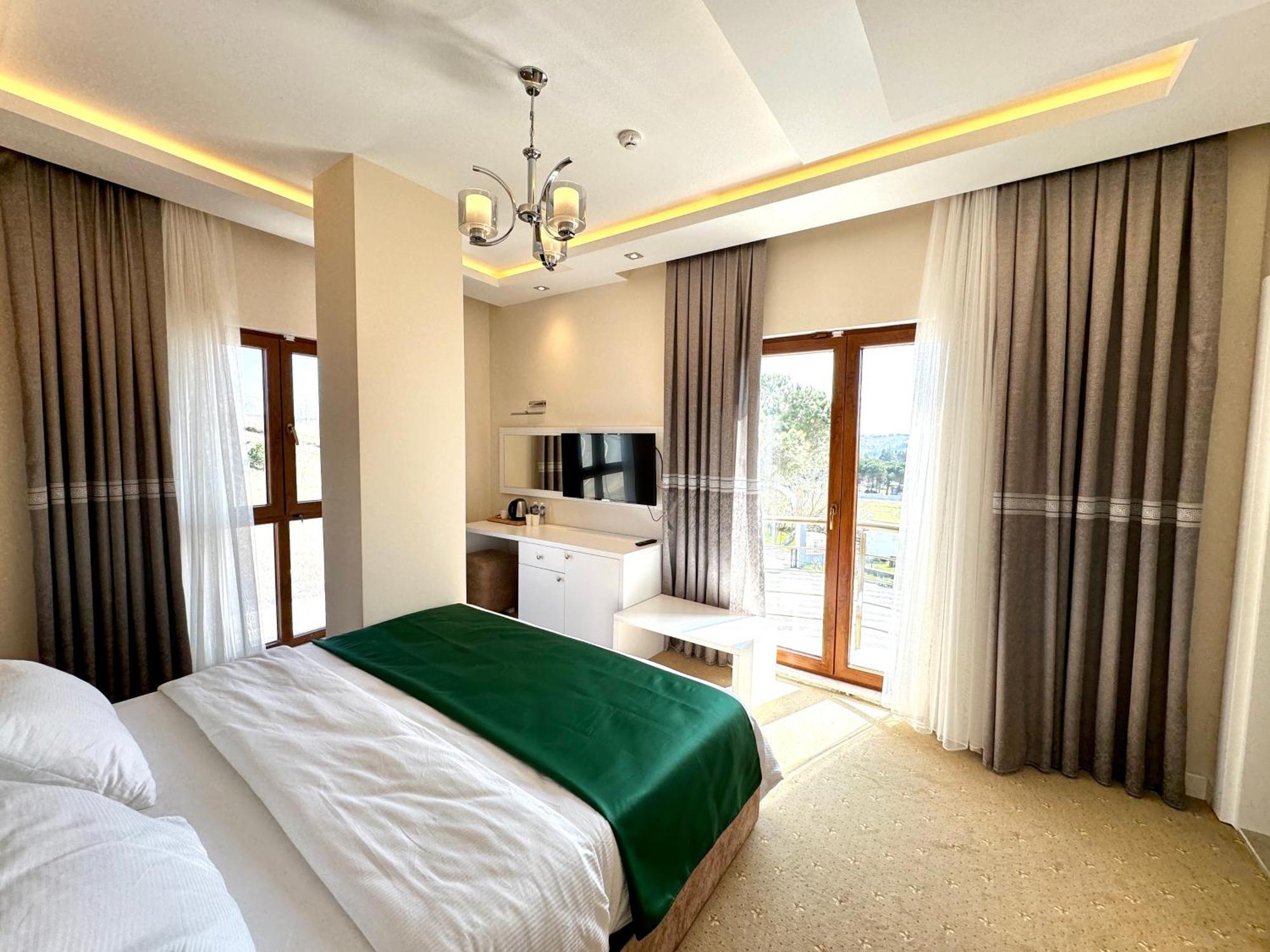 Green Roof Hotel & Spa Durusu ภายนอก รูปภาพ