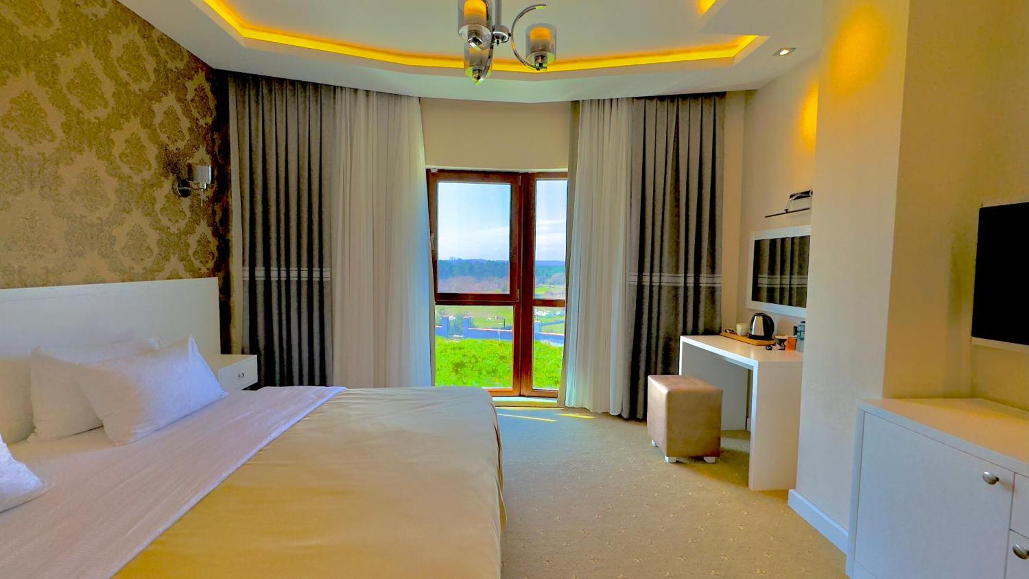 Green Roof Hotel & Spa Durusu ภายนอก รูปภาพ