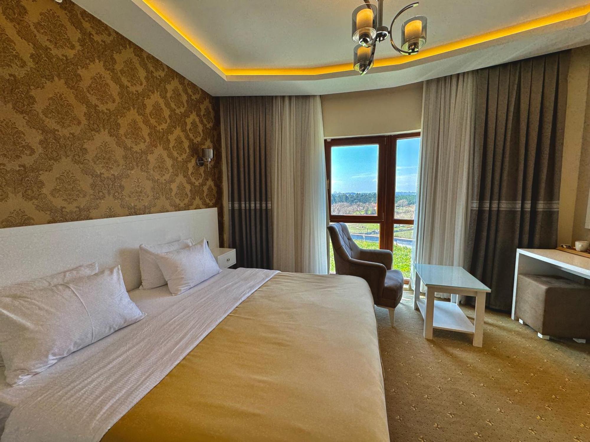 Green Roof Hotel & Spa Durusu ภายนอก รูปภาพ